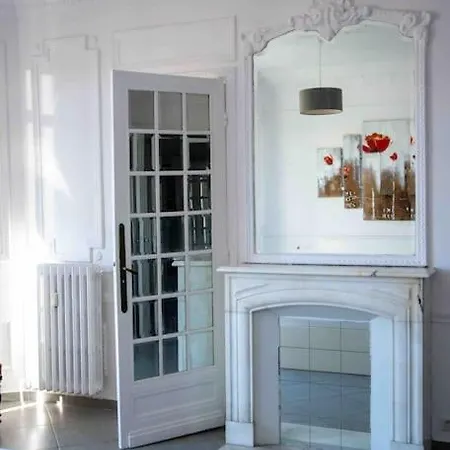 Sublime 4 Pieces Quartier Des Musiciens Lägenhet *