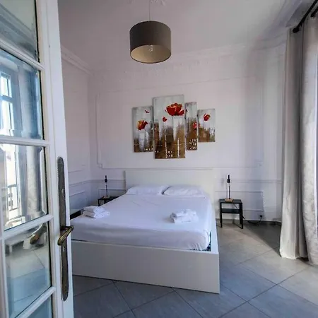 Sublime 4 Pieces Quartier Des Musiciens Lägenhet *